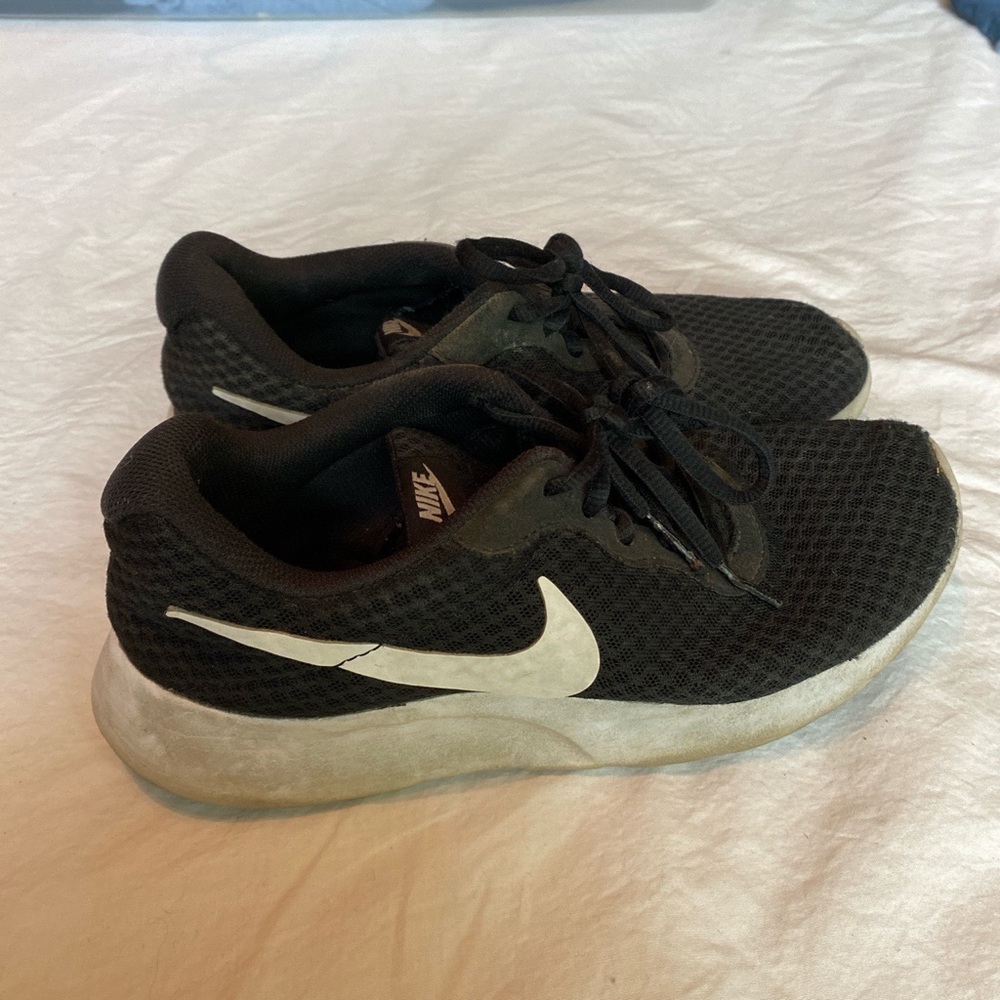 Nike Women’s Running Shoes size 7 1/2